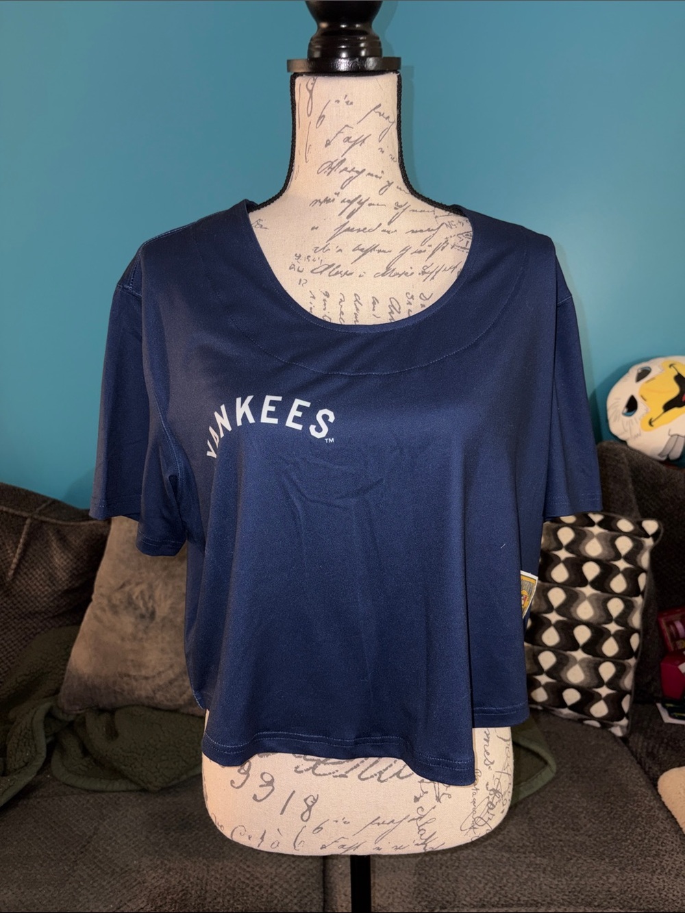 NWT Mitchell Ness New York Yankees Cooperstown Collection Crop T-Shirt, XL